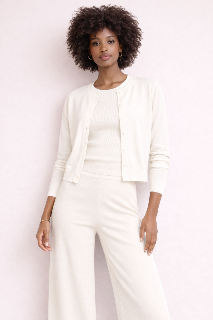 Strickjacke aus feiner Merinowolle in Off White