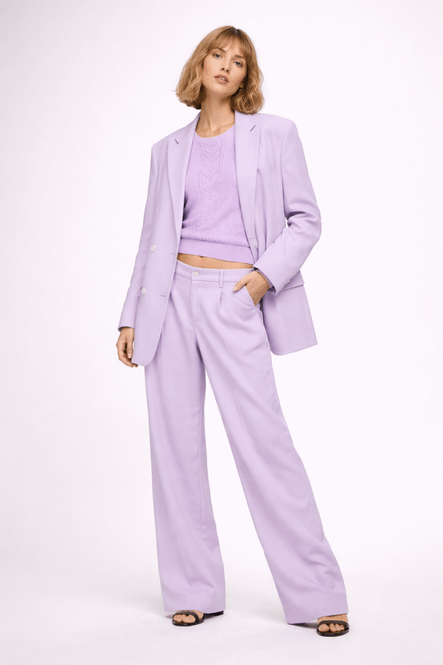 Oversize Blazer aus Schurwolle in Lavendel